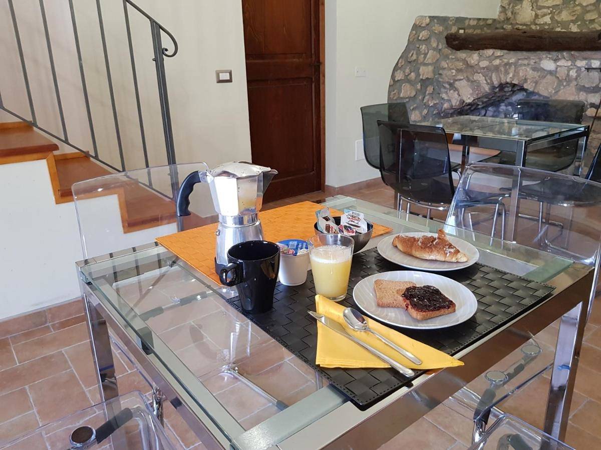 Double or Twin Room with Private Bathroom in Cascia, Perugia e dintorni