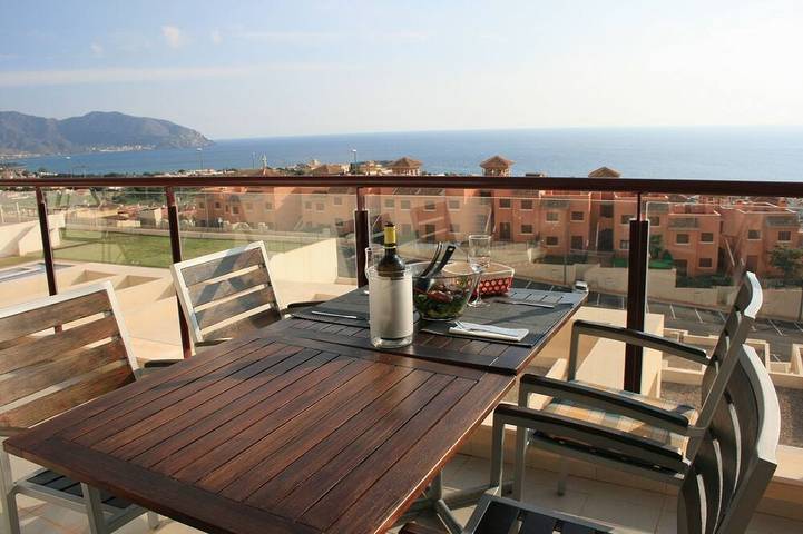Appartement de vacances pour 4 personnes, avec piscine et terrasse - 1