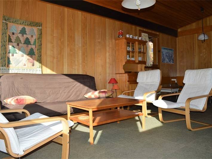 Gemütliches Chalet an einem Flussufer für 6 Personen, tierfreundlich, sonnige Terrasse in Bolquère, Parc naturel régional des Pyrénées catalanes