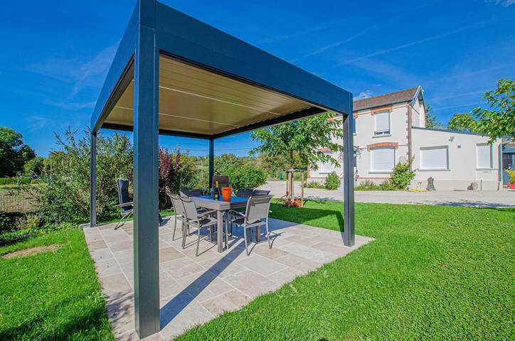Gîte pour 6 personnes, avec Terrasse et Jardin