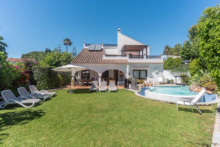 Finca für 10 Personen, mit Kinderpool und Garten in Marbella - 2