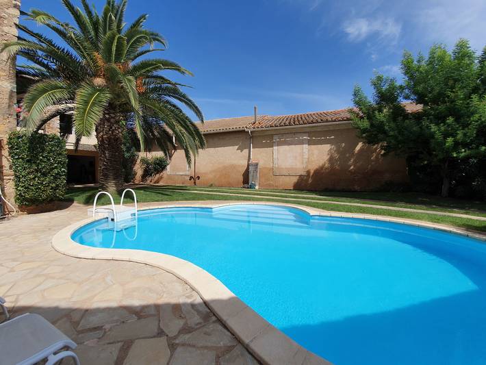 Location de vacances pour 8 personnes, avec Terrasse ainsi que Piscine et Sauna à Saint-André-de-Roquelongue