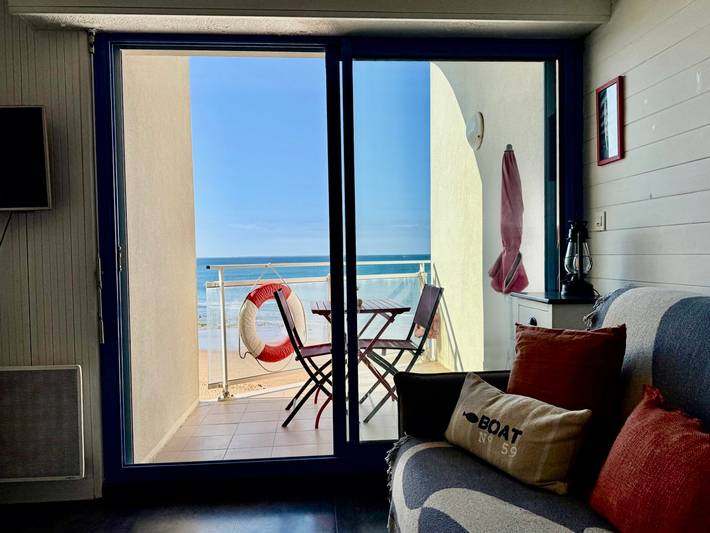 Appartement entier, Appartement sur la plage avec parking privé à Longeville-sur-Mer in Le Rocher, Longeville-sur-Mer
