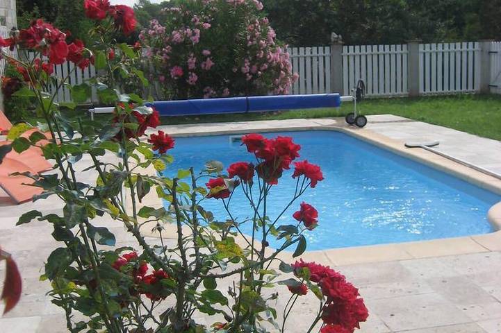 Location de vacances pour 6 personnes, avec jardin et terrasse, animaux acceptés à Le Val