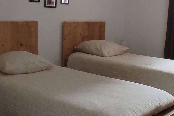 Family home surrounded by olive groves and scrubland, close to the Tizzano beaches. in Sartena, Sartène e dintorni