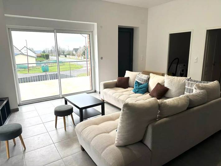 Gîte pour 4 personnes, avec jardin à Saulces-Monclin