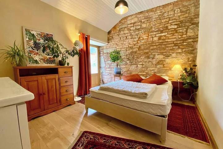 Location de vacances pour 6 personnes à Chartrier-Ferrière