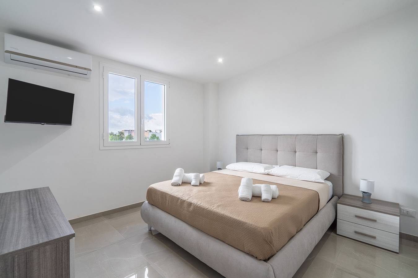 Appartement entier, Appartement 'Tiziano' avec vue sur la mer, Wi-Fi et climatisation in Avola, Province de Syracuse