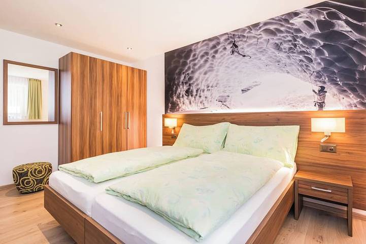Ganze Wohnung, Top Ferienwohnung, direkt an der Skipiste (SkiIn /SkiOut), Haustiere willkommen in Zermatt, Walliser Alpen