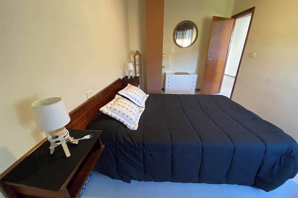 Entire apartment, Tourist Apt(6) Ideal For Couples Or With Baby in A Guarda, Galician Coast