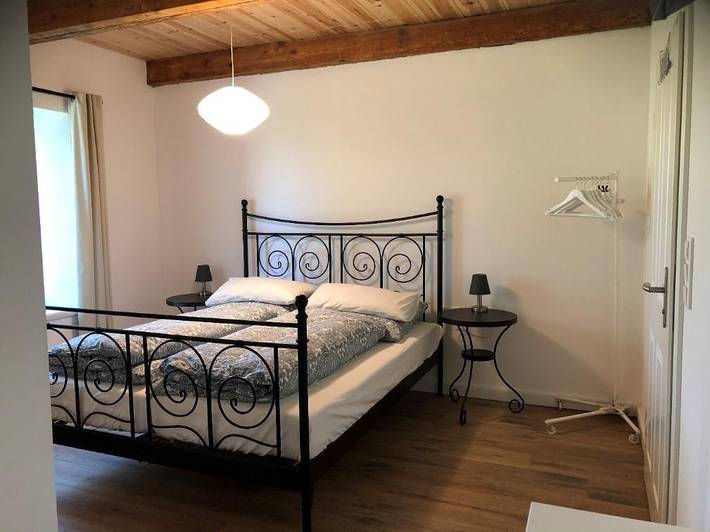Ferienwohnung für 2 Personen, mit Terrasse und Ausblick in Welt - 4