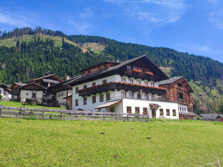 Appartamento vacanze per 5 persone, con giardino e panorama, con animali domestici - 1