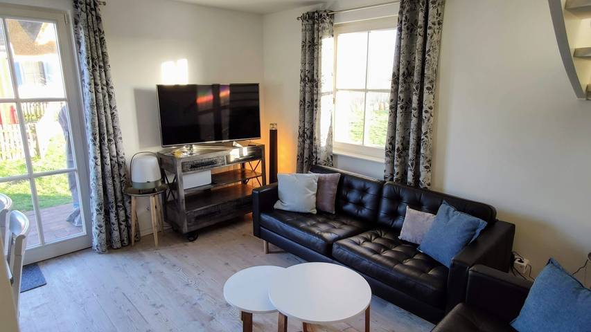 Ferienhaus für 4 Personen, mit Ausblick und Garten sowie Sauna und Terrasse in Wismarer Bucht - 4