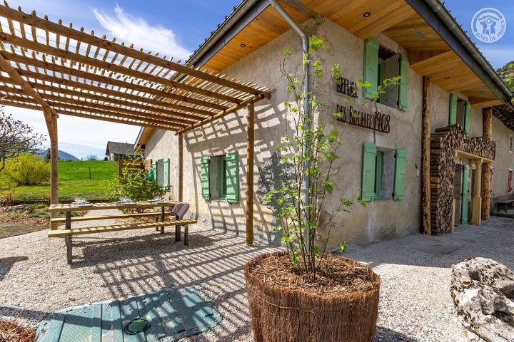 Gîte pour 6 personnes, avec Terrasse et Jardin