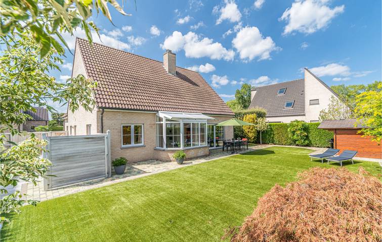 Ferienhaus für 8 Personen, mit Terrasse und Garten