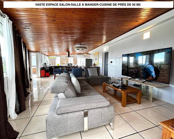 Location de vacances pour 7 personnes, avec vue et jardin à La Possession - 2