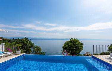 Villa für 12 Personen, mit Garten und Terrasse in Opatija Riviera