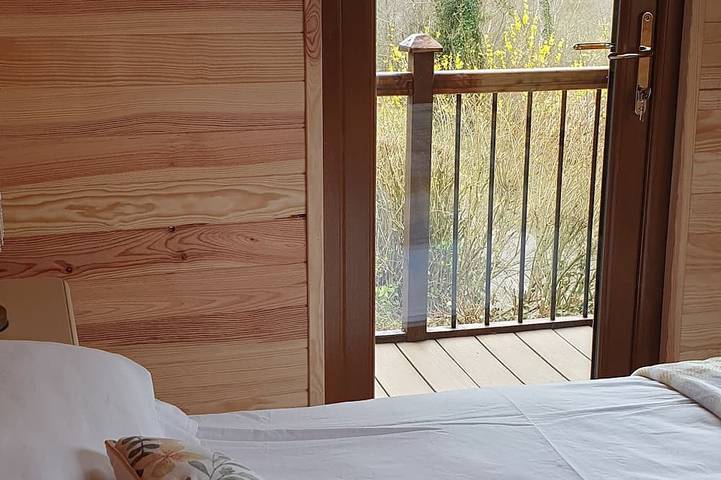 Gîte pour 6 personnes, avec jardin et piscine, animaux acceptés à Saint-Germain-de-Tallevende-la-Lande-Vaumont - 2