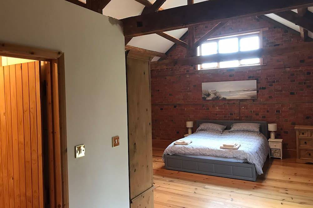 Beautiful one bedroom cottage near Kimbolton and Cambridge with stunning views in Bedford