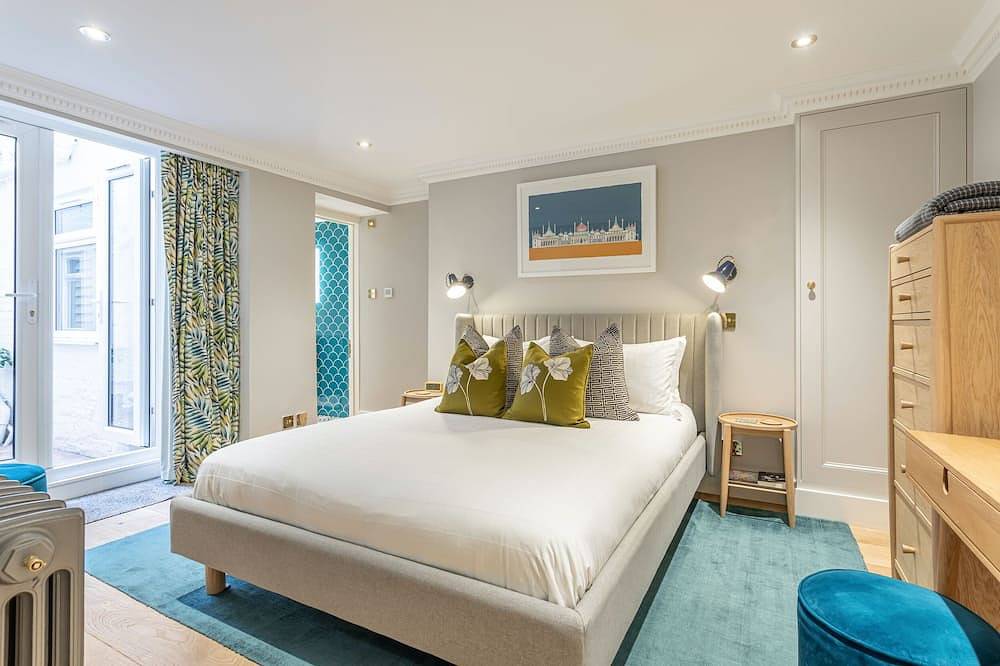 Apartment for 6 People in Hove, Brighton