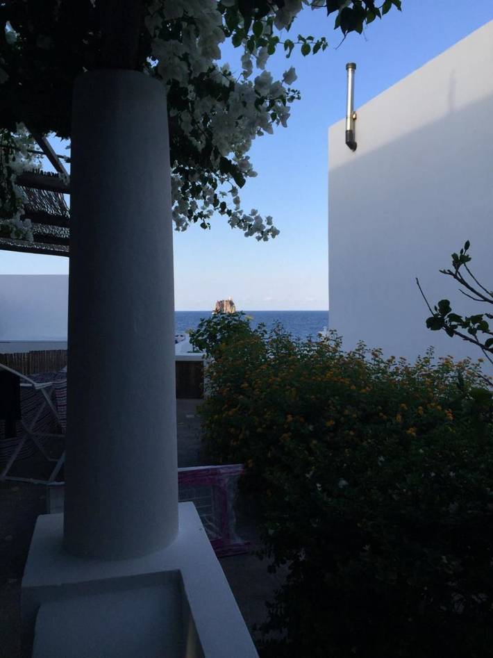 Ferienhaus für 3 Personen, mit Terrasse und Garten sowie Ausblick auf Stromboli
