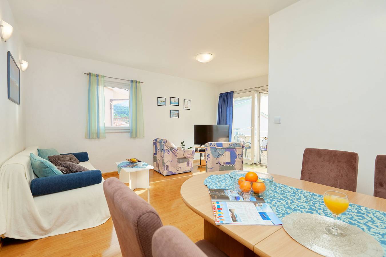 Hel lägenhet, Apartments Zelic Tucepi  Blue Apartment in Tučepi, Makarskas riviera