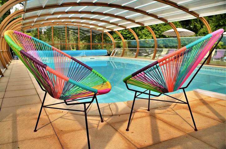 Location de vacances pour 4 personnes, avec vue ainsi que jardin et piscine à La Vraie-Croix