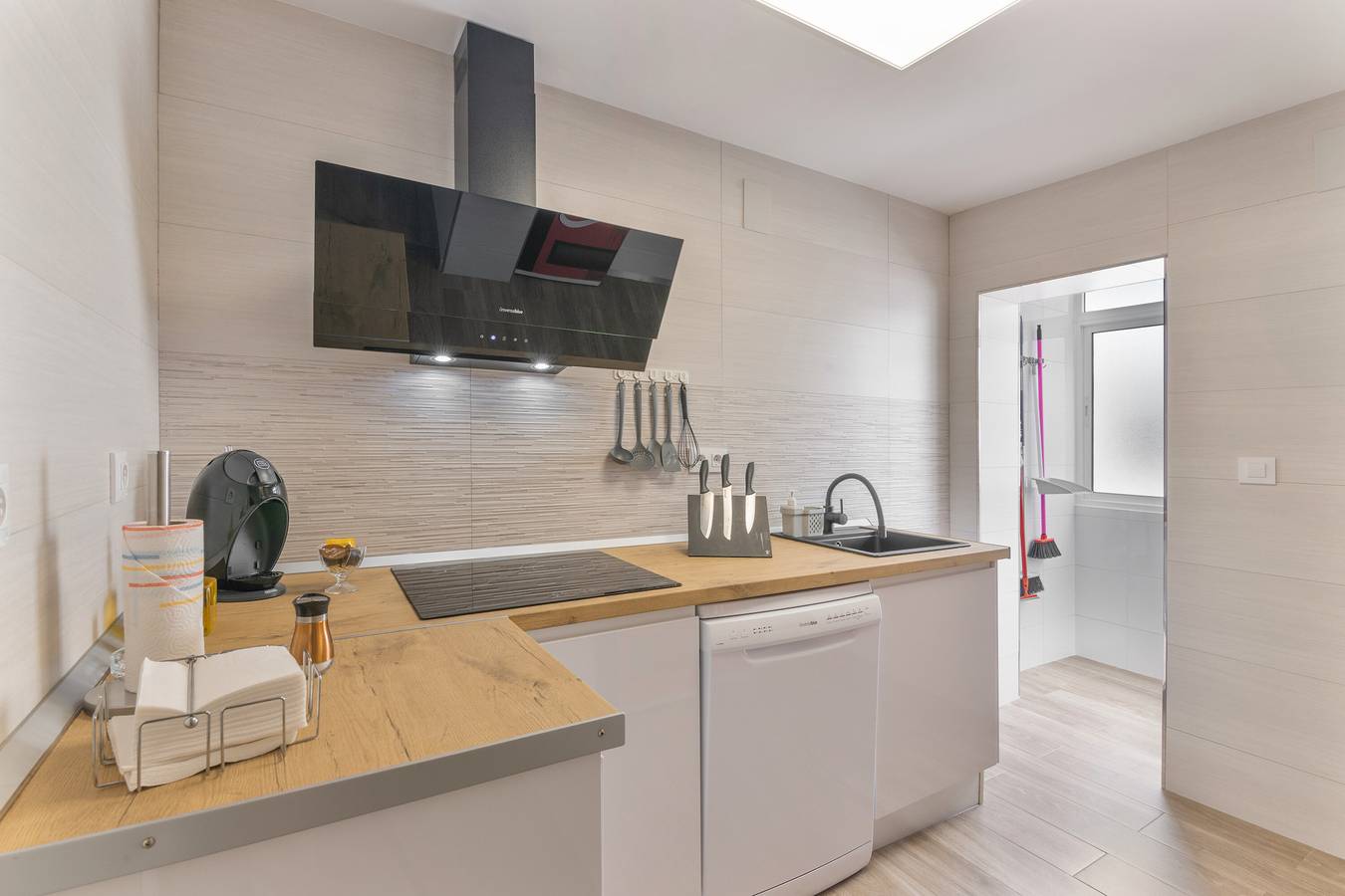 Appartement entier, Appartement "Encanto Costero" avec terrasse privée, Wi-Fi et climatisation in Ayamonte, Costa de la Luz