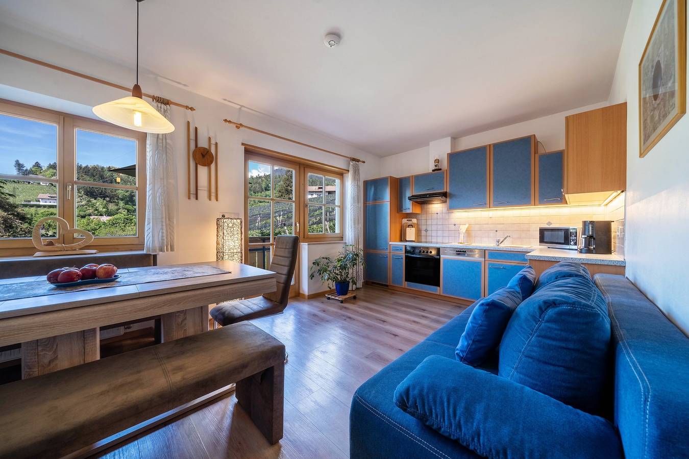 Ganze Wohnung, Ferienwohnung "Feldhof Golden Delicious" mit Salzwasser Pool, Panoramaliegewiese und Balkon in Kuens, Passeiertal