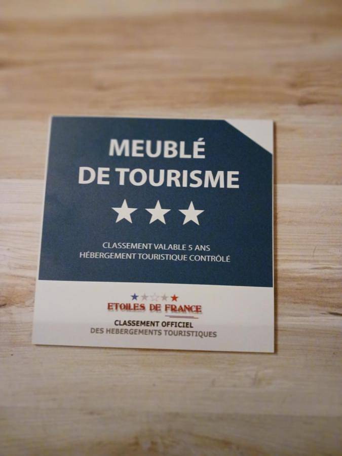 Location de vacances pour 2 personnes, avec piscine ainsi que vue et terrasse, animaux acceptés à Gruissan - 3