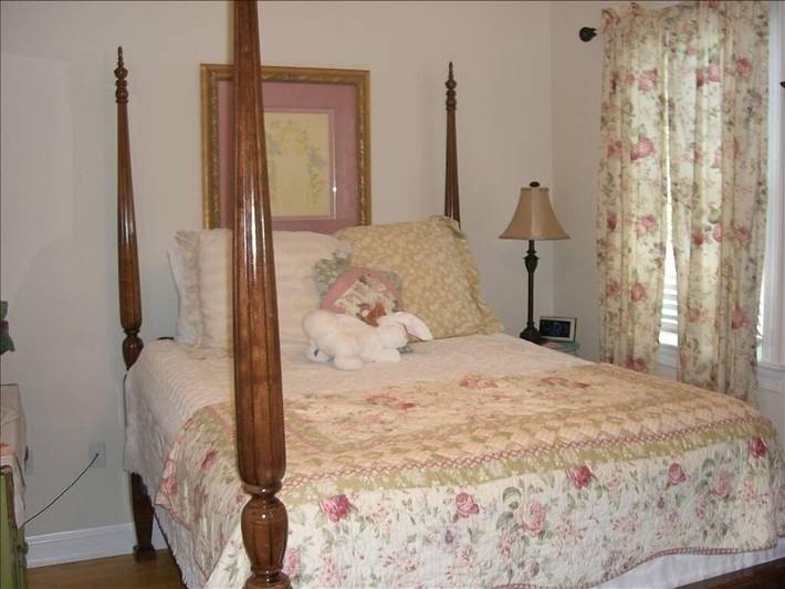 Vacation rental for 4 people, with yard and balcony in Jersey Shore