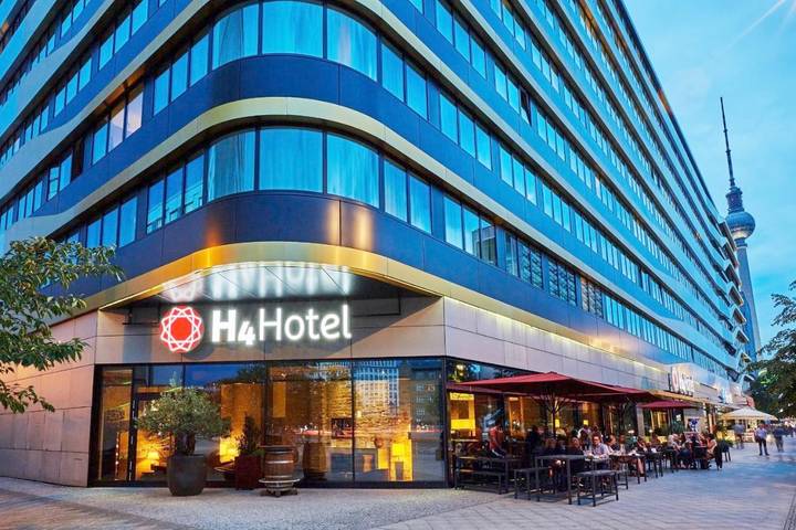 Hotel für 10 Personen, mit Sauna und Terrasse, mit Haustier in SeaLife Berlin