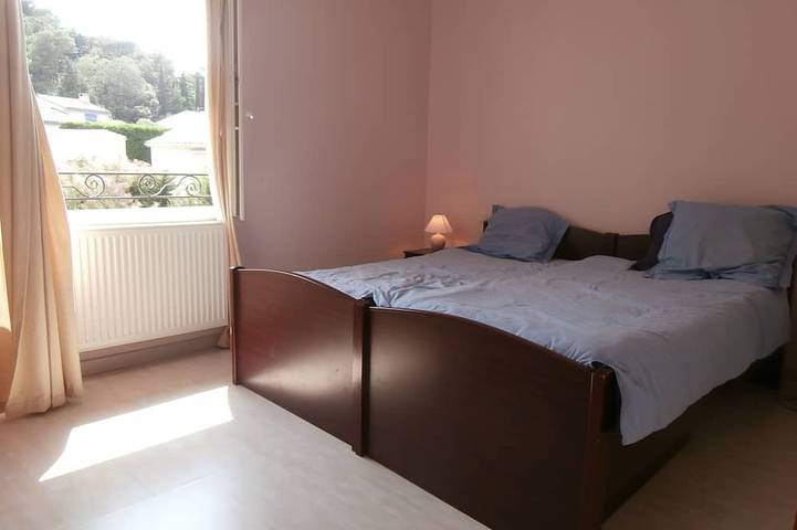 Location de vacances pour 8 personnes, avec jardin et balcon dans Lac de la Cavayère - 4