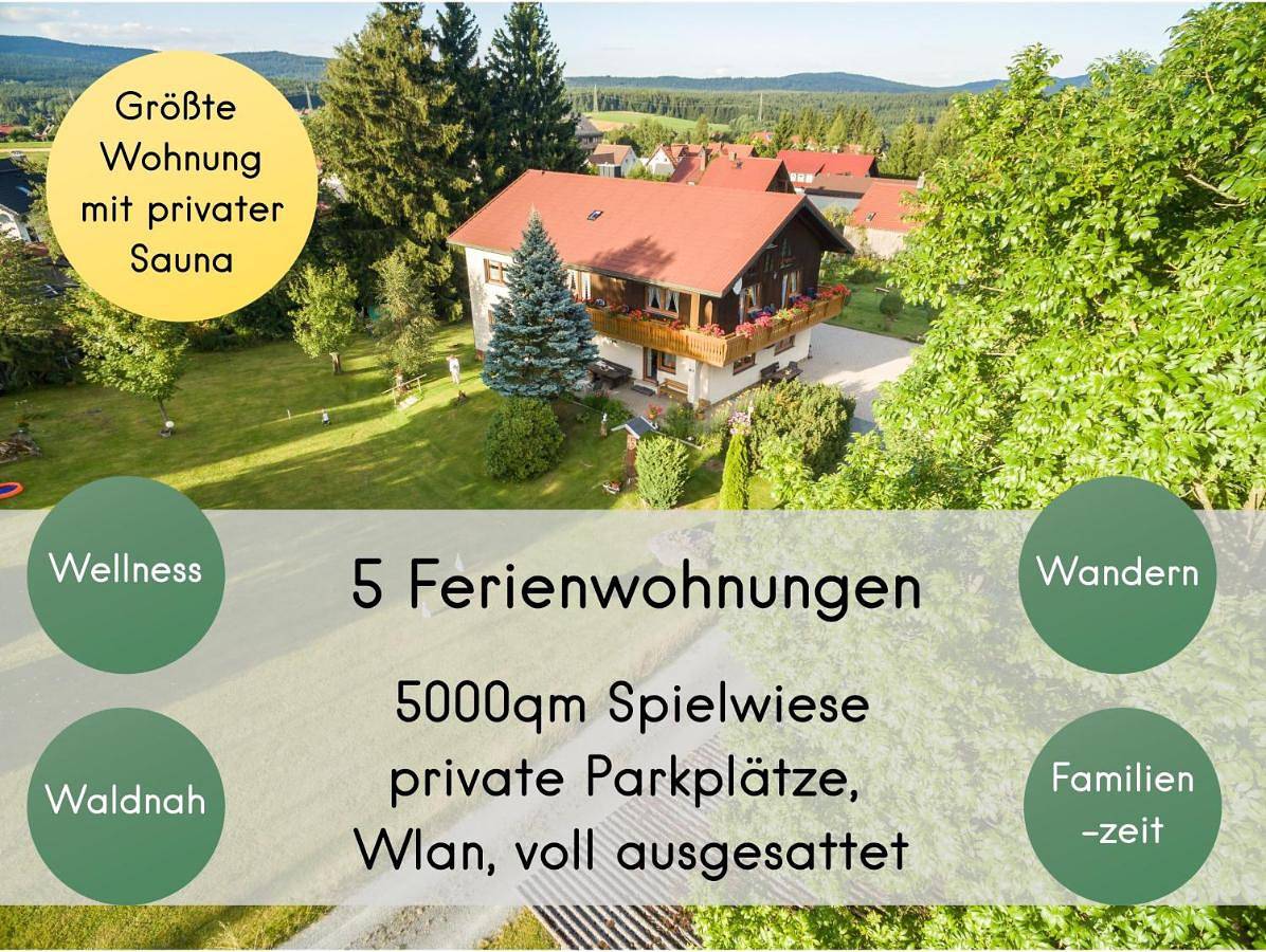 Ganze Wohnung, Gästehaus Philipp im Herzen des Fichtelgebirges - 5 Ferienwohnungen, großes Grundstück, Wald und Wiese, Wohnung mit privater Sauna, kostenfreie Parkplätze, Wlan in Mehlmeisel, Landkreis Bayreuth