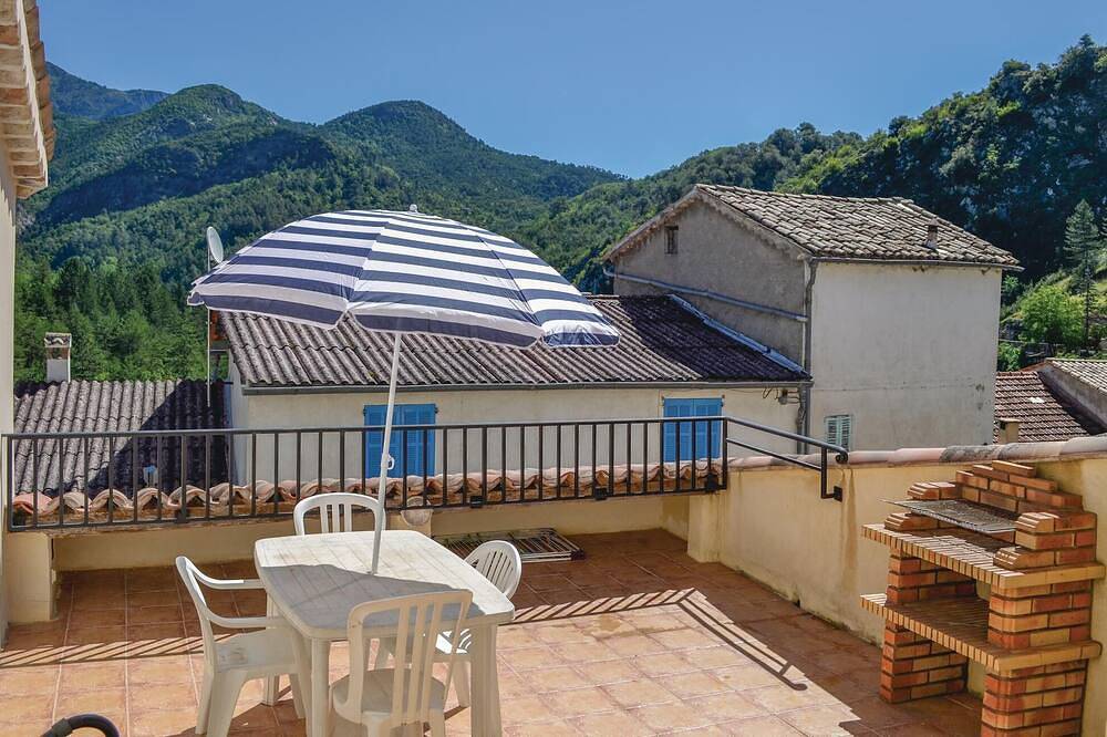 Maison confortable à Cuebris avec vue sur la montagne in Cuébris, Région de Nice
