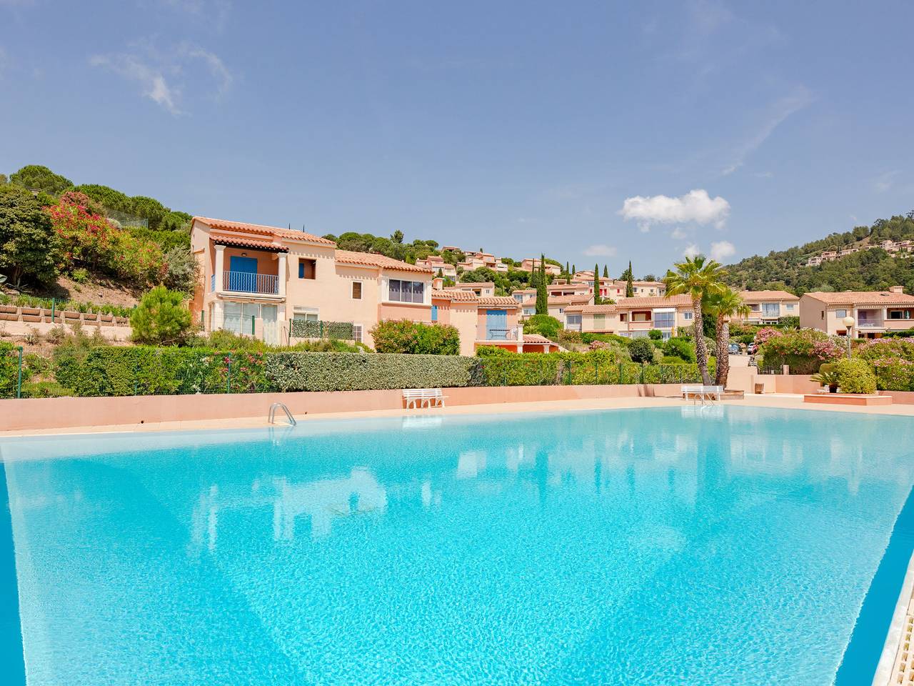 Geheel appartement, Les Hauts des Issambres in Roquebrune-sur-Argens, Draguignan en omgeving