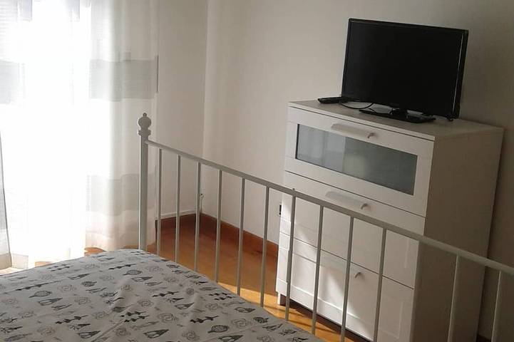 Appartamento intero, Trilocale in posizione strategica tra centro e mare Cin It009002C2Kq9Jci5G in Albenga, Riviera di Ponente