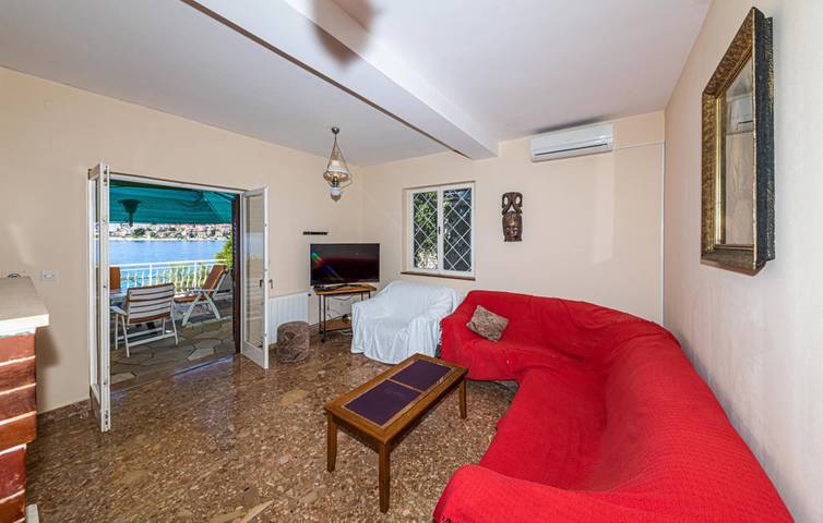 Holiday Home Seaside in Okrug Gornji, Ciovo