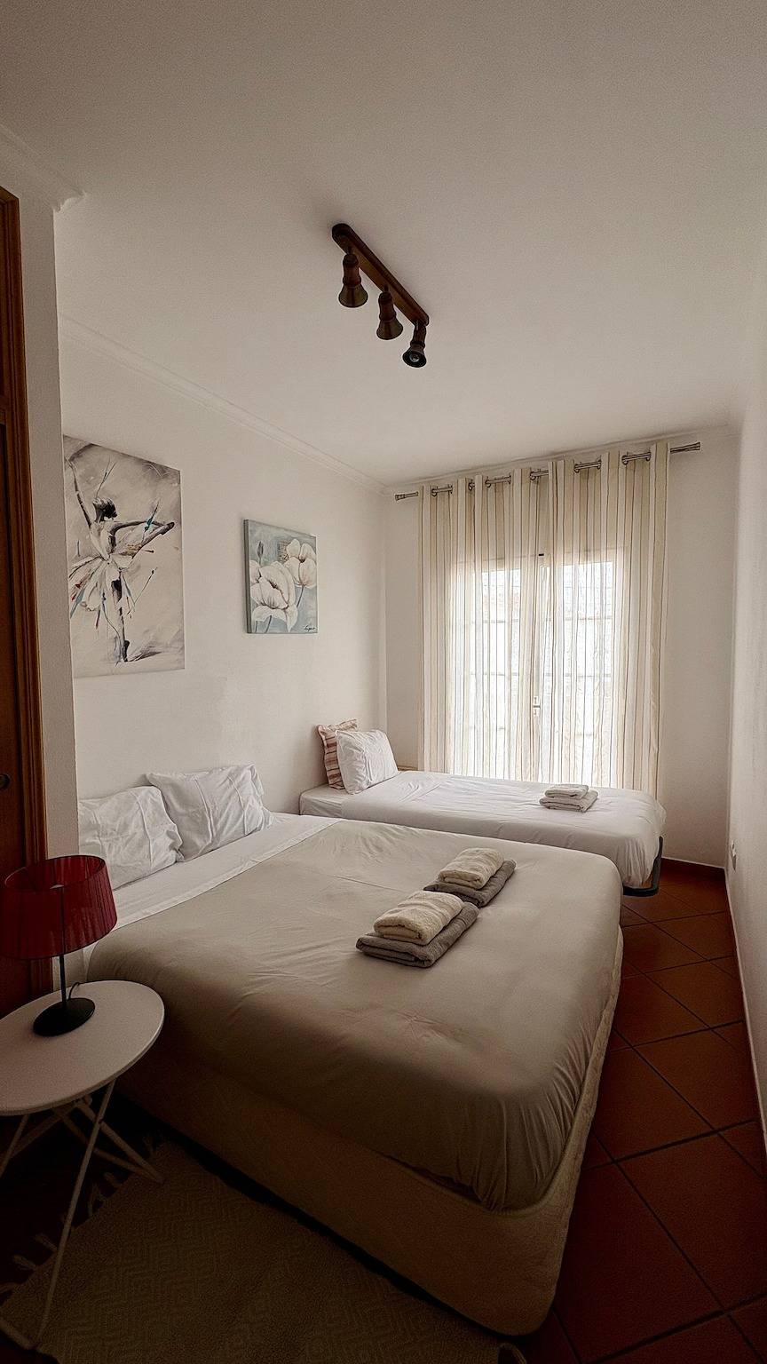 Ferienhaus „Margarida“ mit privater Terrasse, Balkon und Wlan in Almograve, Longueira/Almograve