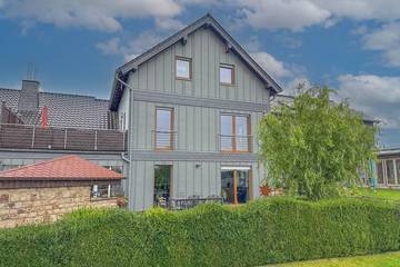 Ferienhaus für 10 Personen, mit Whirlpool und Garten in Feuerscheid