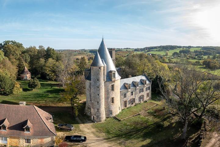 Gîte pour 14 personnes à Saint-Médard-d'Excideuil