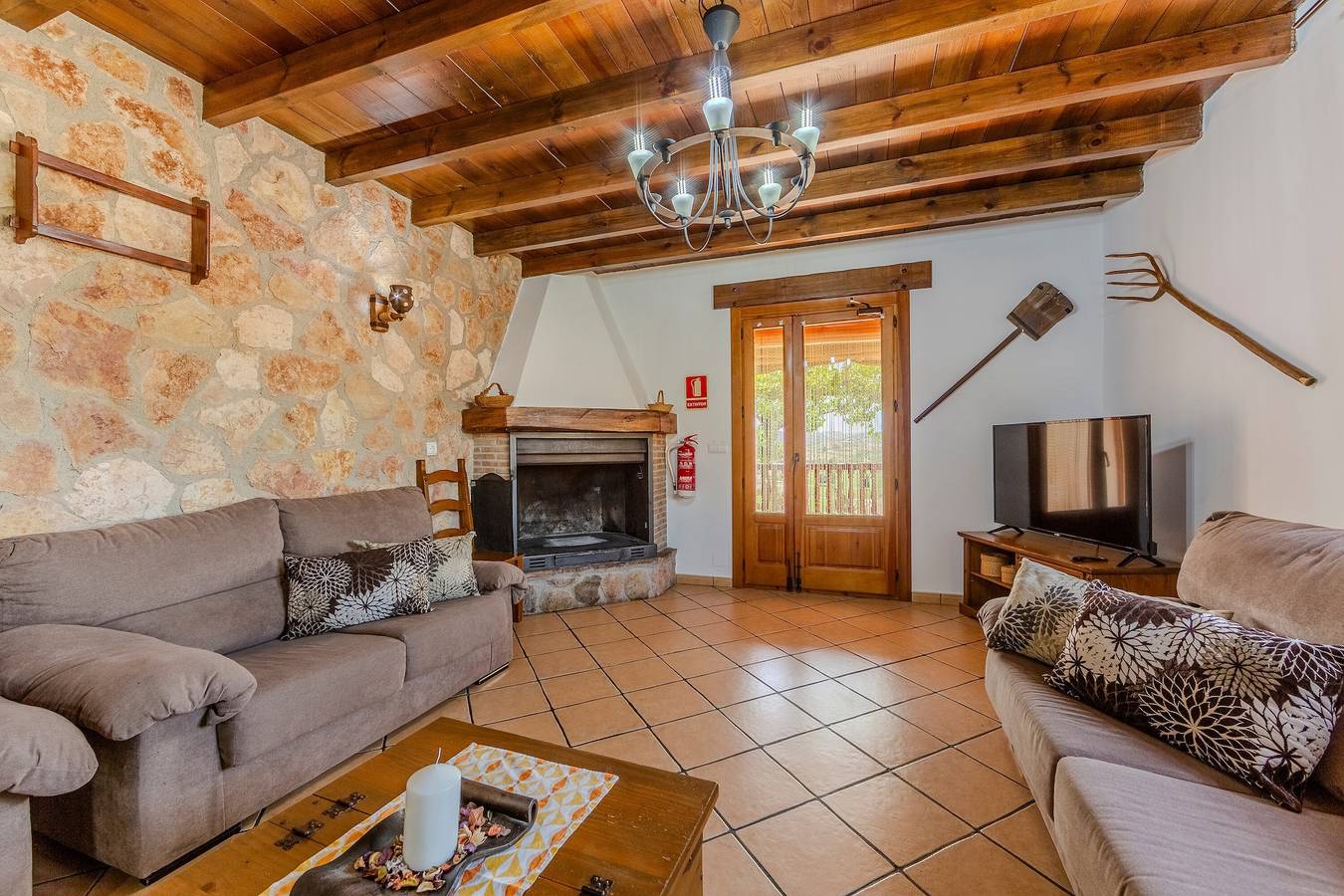 Casa rurale Cortijo Celdran entourée de nature avec piscine et vues panoramiques in Vélez-Rubio, Province d'Almería