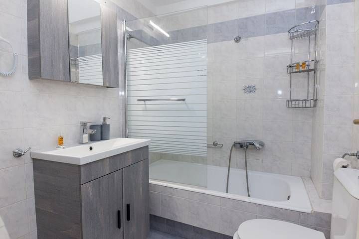 Appartamento intero, Home Away from Home 2 Bedroom Apt in Zografou in Sezione centrale di Atene, Zografo
