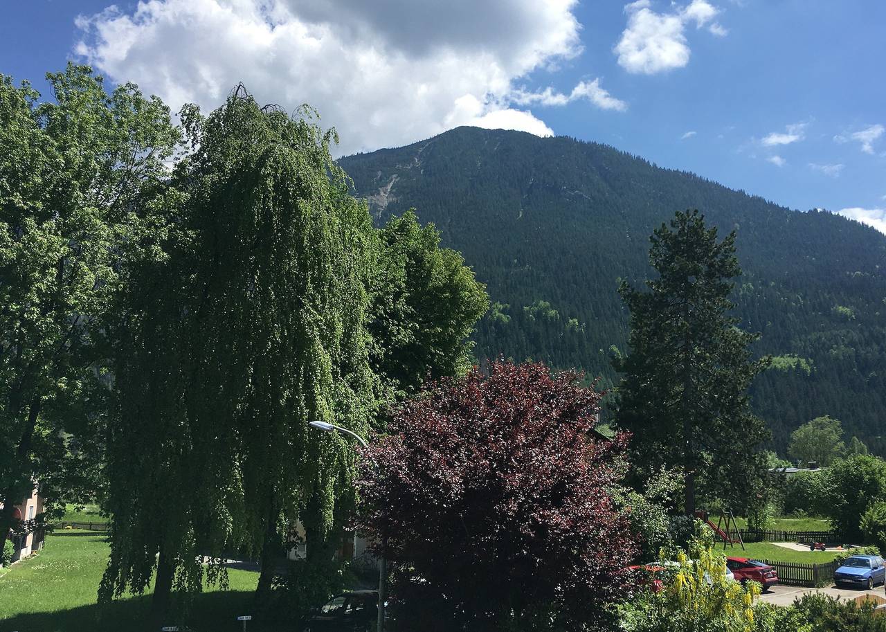 Entire apartment, Apartment 'Ferienwohnung Haus Greif' with Mountain View, Balcony and Wi-Fi in Garmisch-Partenkirchen, Bavarian Alps