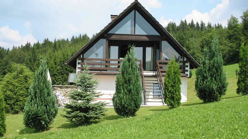 Ferienhaus für 9 Personen, mit Balkon und Garten in Schöfweg