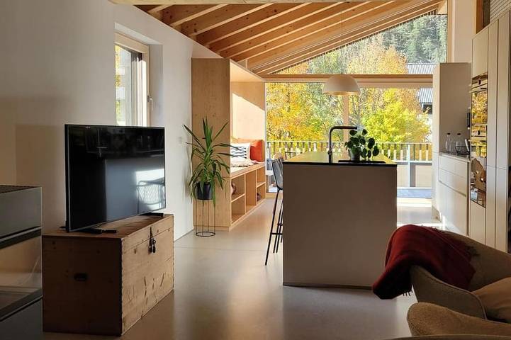Hütte für 4 Personen, mit Garten und Balkon in Scharnitz