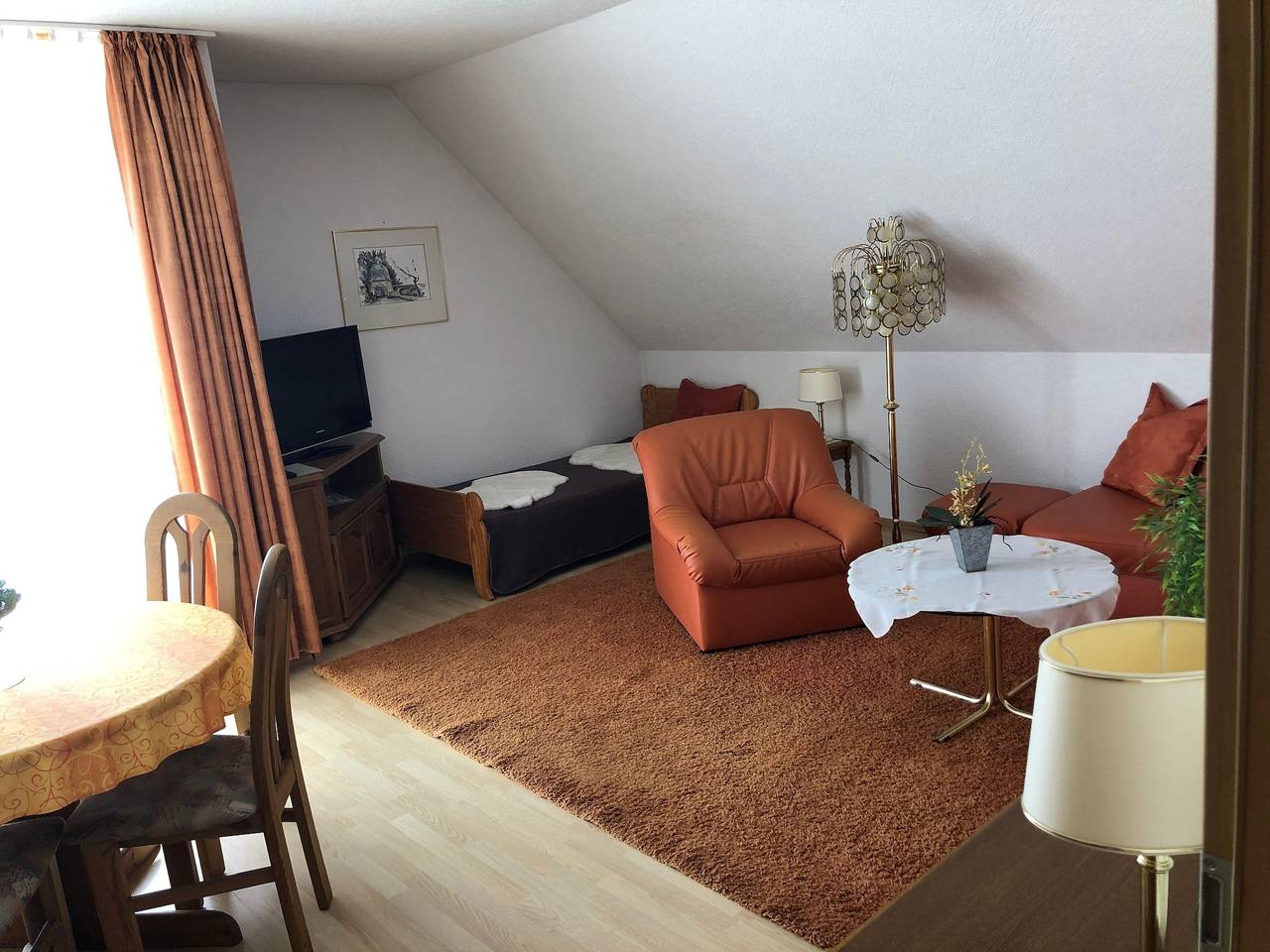 Apartamento vacacional entero, Ferienhaus Hirschrudel - Ferienwohnung 2 in Katzow, Vorpommern Greifswald
