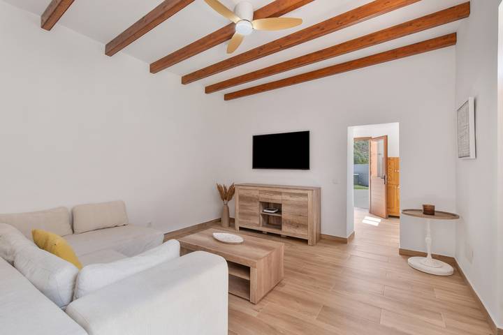 Entire apartment, Vacation Apartment 'Vista Valle' with Mountain View, Wi-Fi and Air Conditioning in Lomo Quiebre, Mogán