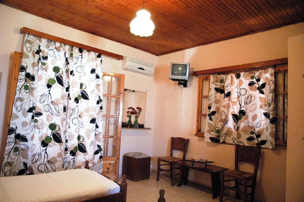 Marios Studios in Sidari, Corfou