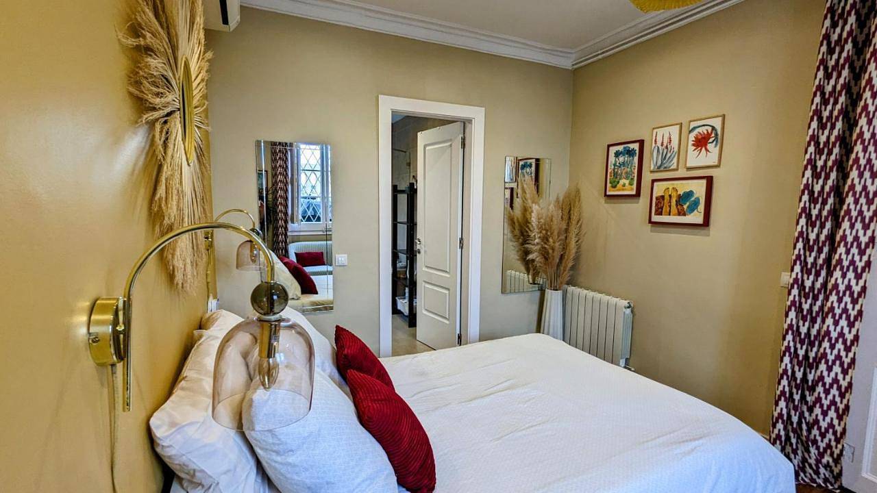 Double Room with Private Bathroom in Barcelona Centre, Barcellona